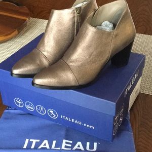 Italeau Marisa Bootie NEW